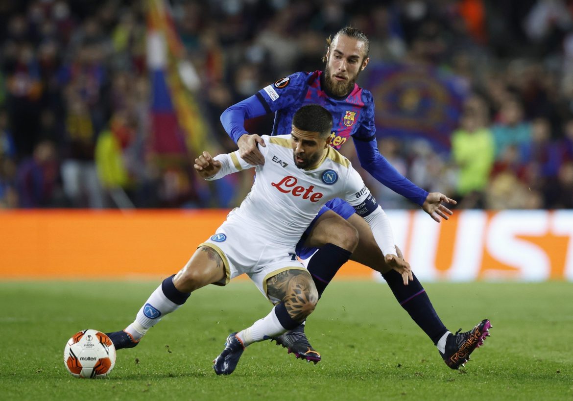 Leeds could sign Oscar Mingueza on loan